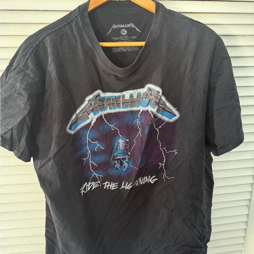 Metallica Black Graphic Tee - Ride the Lightning